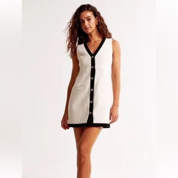 Abercrombie & Fitch Dresses & Skirts - Abercrombie & Fitch tweed mini dress - size L